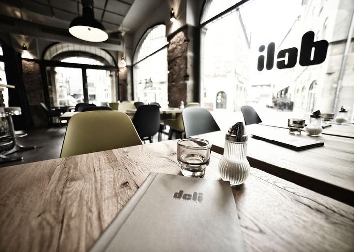 Deli -food.bar.music-